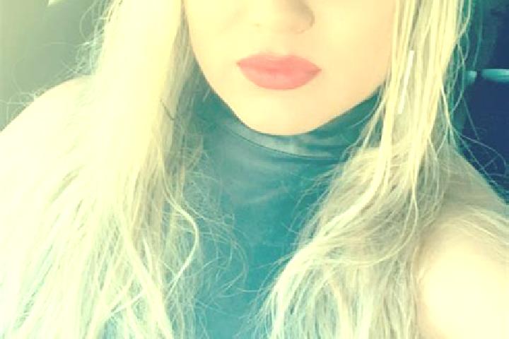 Ellie, 27 — Escort in Ventura, United States