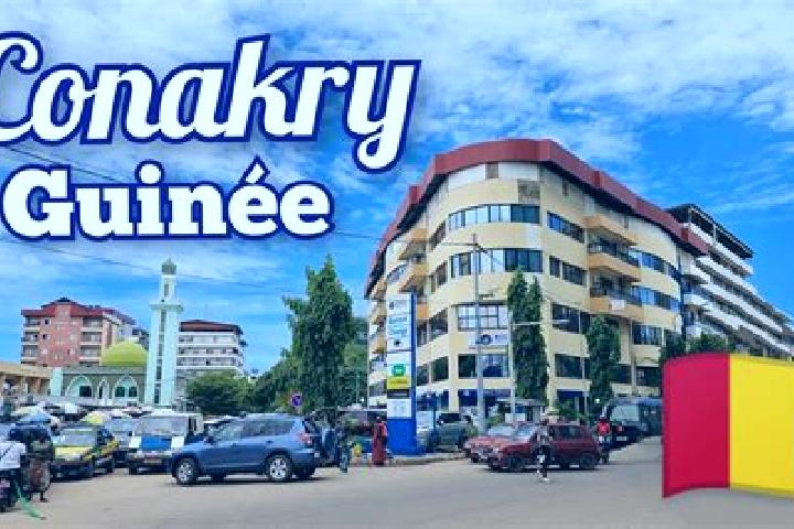 Ellie, 27 — Escort in Youkounkoun, Guinea