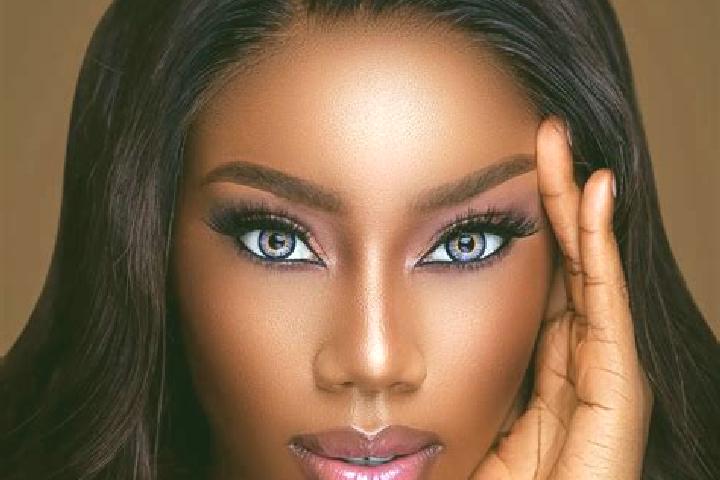 Ellie, 28, a auburn blue-eyed ebony companion based in Vamos Tamaulipas. Offering Striptease, Duos, GFE, Prostate Massage. Available for incall and outcall, ...