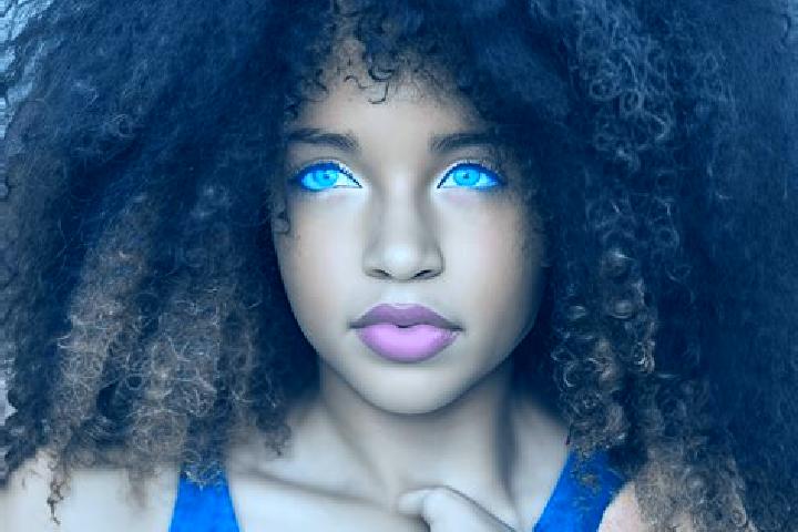 Ellie, 28, a black blue-eyed ebony companion based in Lolak. Offering BDSM, Erotic Massage, 69. Available for incall and outcall, overnight bookings available.