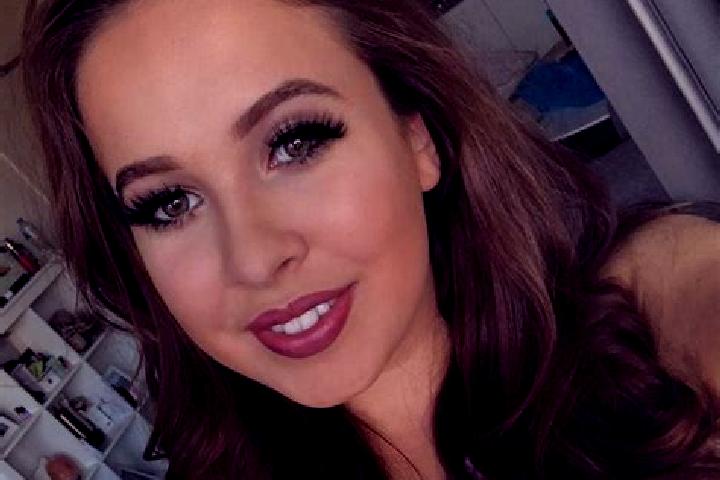 Ellie, 28, a black dark-eyed mixed companion based in Lyaud. Offering Duos, Party Girl, Fetish. Available for incall and outcall, overnight bookings available.