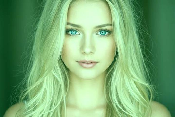 Ellie, 28, a blonde amber-eyed mixed companion based in Victoria-Fraserview. Offering Travel Companion, OWO, Party Girl. Available for incall and outcall, ov...