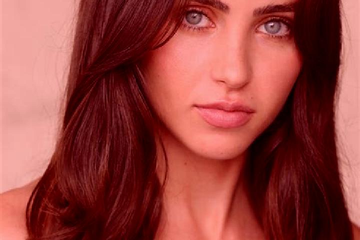 Ellie, 28, a brunette blue-eyed latina companion based in Huruta. Offering Roleplay, Domination, Prostate Massage. Available for incall and outcall, overnigh...