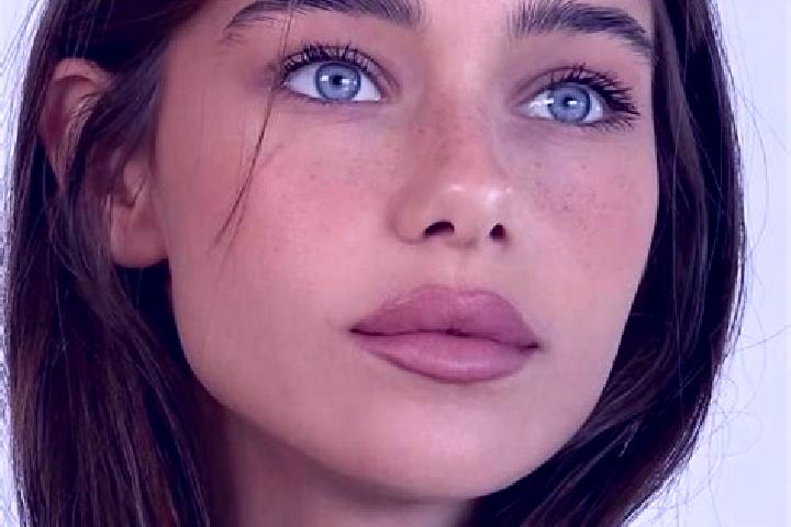 Ellie, 28, a brunette grey-eyed european companion based in Mario Campos. Offering Massage, Domination, Girlfriend Experience. Available for incall and outca...