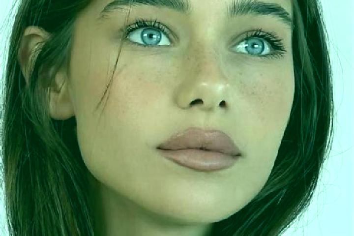 Ellie, 28, a brunette grey-eyed mediterranean companion based in Ejido Javier Rojo Gomez. Offering Travel Companion, Girlfriend Experience, BDSM, A-Level. Av...