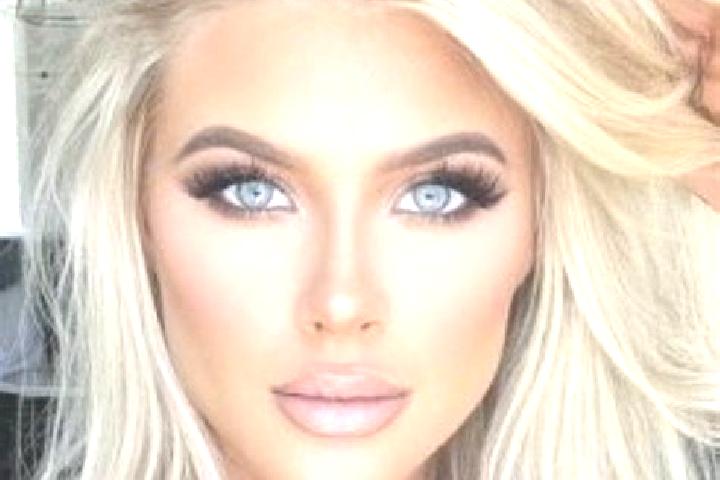 Ellie, 28, a platinum blonde brown-eyed asian companion based in Jiantianjie. Offering Prostate Massage, Erotic Massage, BDSM. Available for incall and outca...