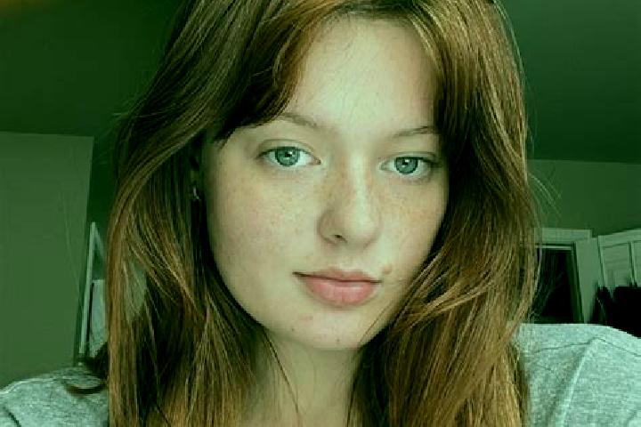 Ellie, 28, a red dark-eyed european companion based in Ebermannsdorf. Offering Deep French Kissing, 69, Overnight. Available for incall and outcall, day and ...