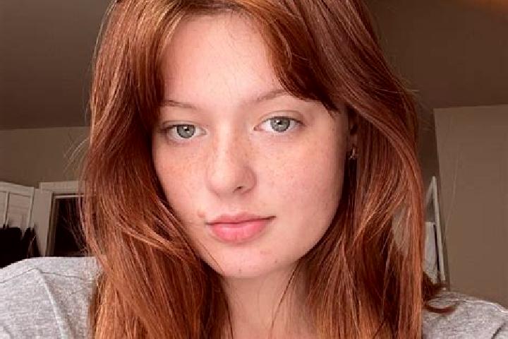 Ellie, 28, a red hazel-eyed latina companion based in Sint-Kornelis-Horebeke. Offering GFE, A-Level, Massage, Roleplay. Available for incall and outcall, day...