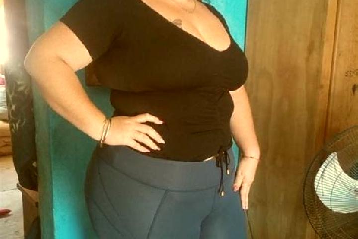 Ellie, 28 — Escort in Agua Gordita, Mexico