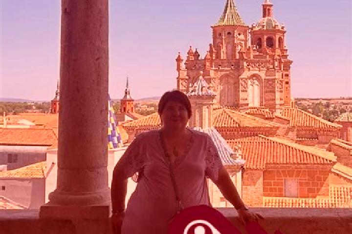 Ellie, 28 — Escort in Alcolea de Cinca, Spain
