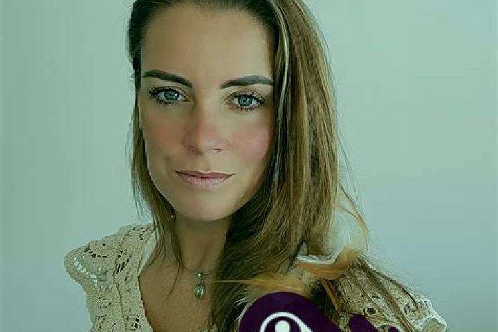 Ellie, 28 — Escort in Dalem, Netherlands