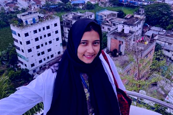 Ellie, 28 — Escort in Kishorganj, Bangladesh