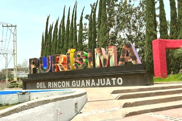 Ellie, 28 — Escort in Purisima de Bustos, Mexico