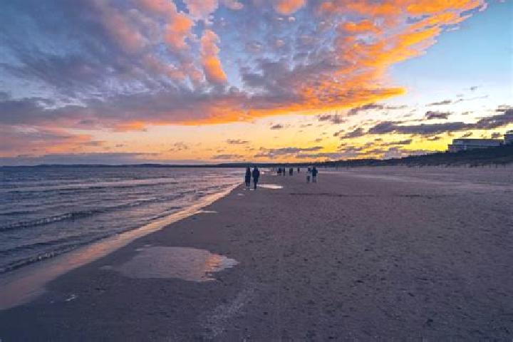 Ellie, 28 — Escort in Raclawice, Poland