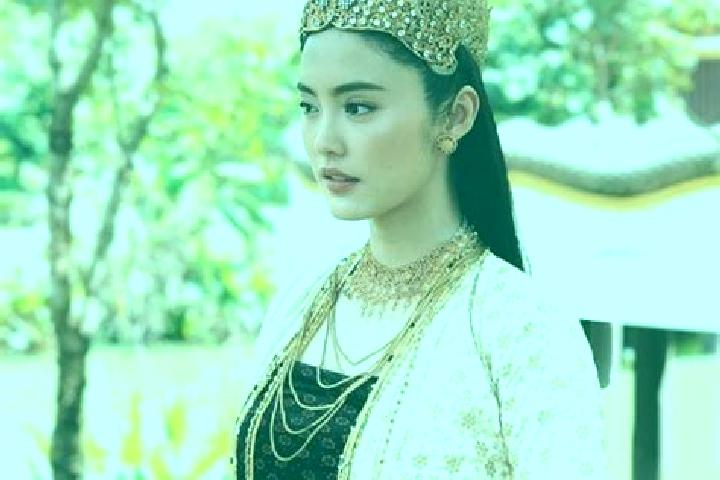Ellie, 28 — Escort in Ta Gu Pon, Myanmar