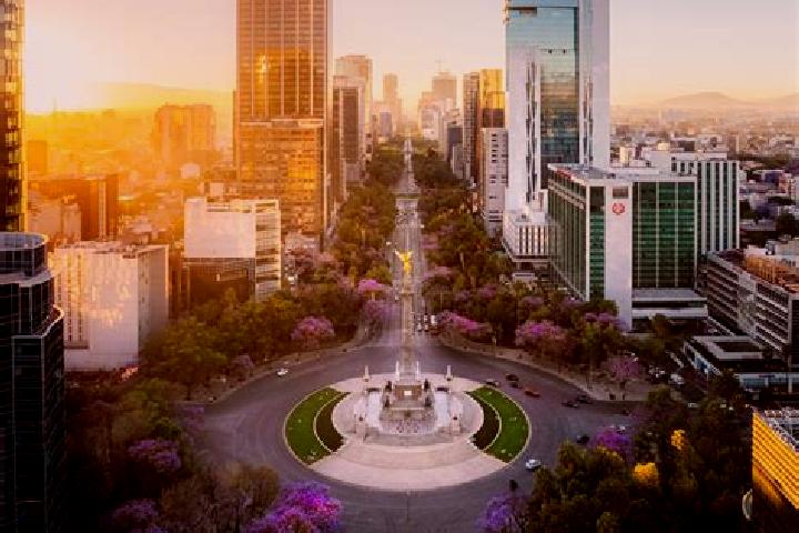 Ellie, 28 — Escort in Tampamachoco, Mexico