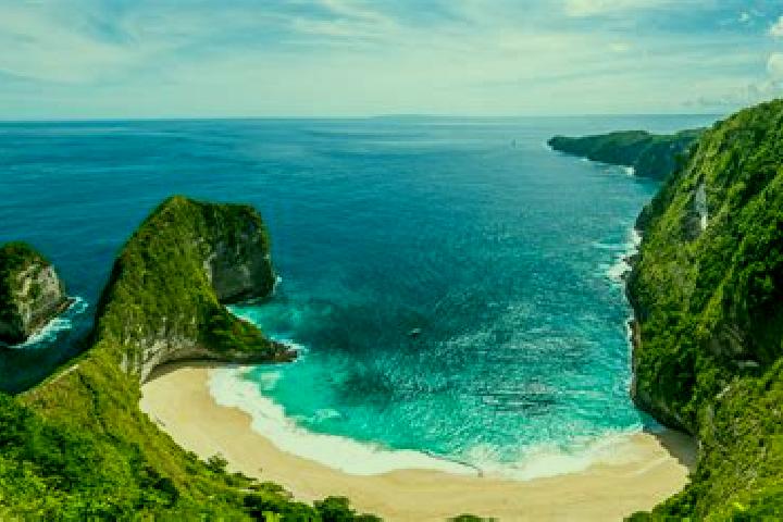 Ellie, 28 — Escort in Tarebung, Indonesia