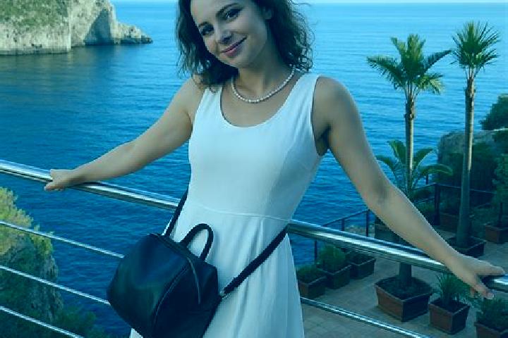 Ellie, 28 — Escort in Turgut, Turkey