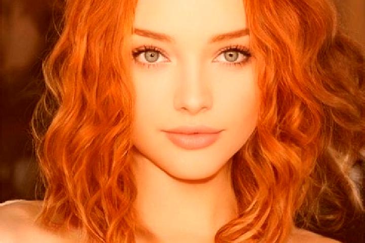 Ellie, 29, a auburn grey-eyed european companion based in Waelengga. Offering Prostate Massage, Erotic Massage, Fetish, Couples, A-Level. Available for incal...