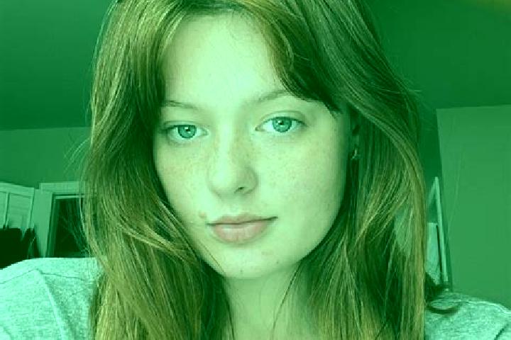Ellie, 29, a chestnut blue-eyed caucasian companion based in Susanino. Offering Tantra, GFE, CIM, A-Level, Deep French Kissing. Available for incall and outc...