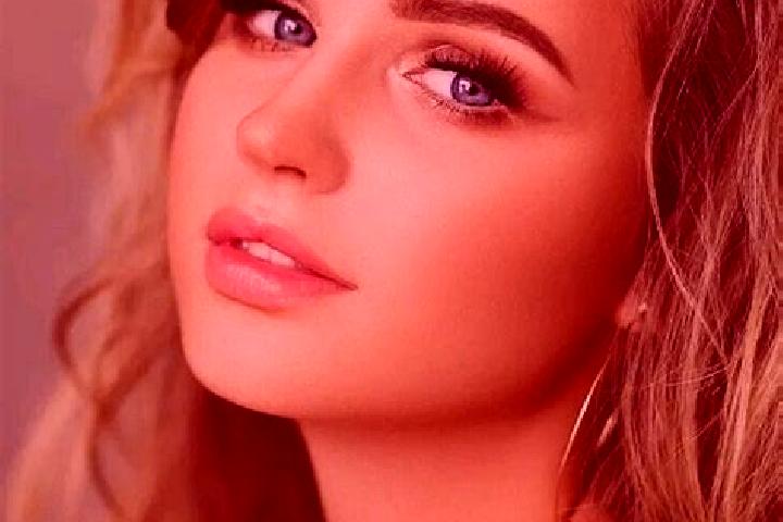 Ellie, 29, a dark blonde blue-eyed mediterranean companion based in Ottenburg. Offering 69, Party Girl, Overnight, Domination. Available for incall and outca...