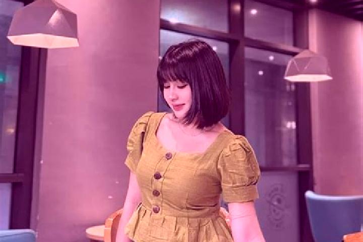 Ellie, 29 — Escort in Dar Pein North, Myanmar