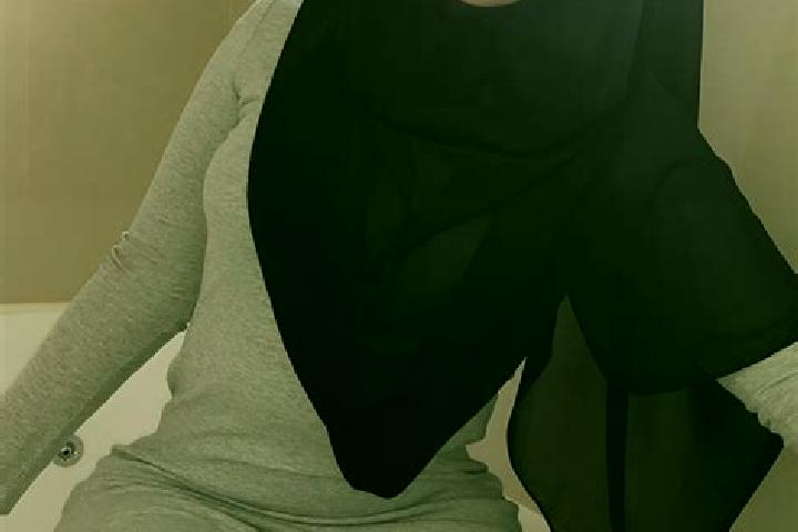 Ellie, 29 — Escort in Gileh Sara, Iran
