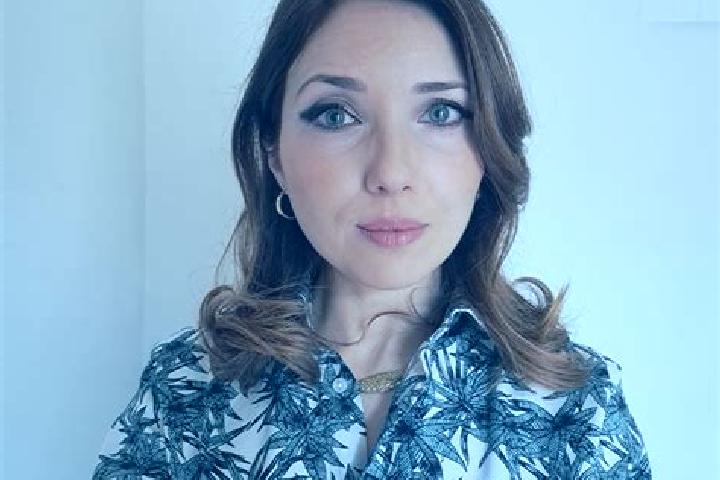 Ellie, 29 — Escort in Italo, Argentina