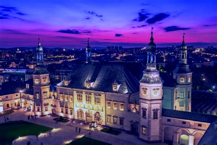 Ellie, 29 — Escort in Kielce, Poland