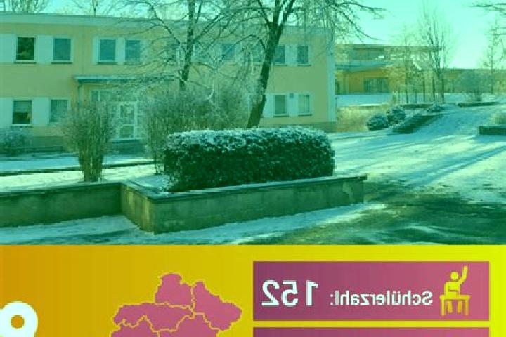 Ellie, 29 — Escort in Langenleuba-Niederhain, Germany