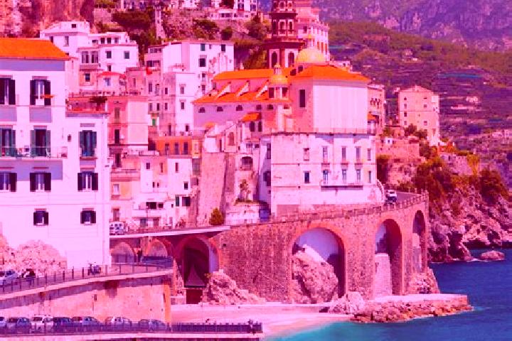Ellie, 29 — Escort in Orosei, Italy