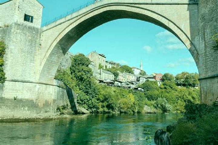 Ellie, 29 — Escort in Podnovlje, Bosnia and Herzegovina