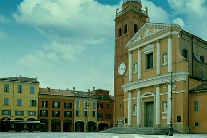 Ellie, 29 — Escort in San Giovanni in Persiceto, Italy