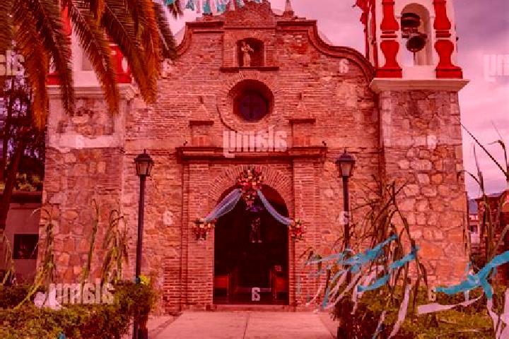 Ellie, 29 — Escort in Santa Cruz Coyotepec, Mexico