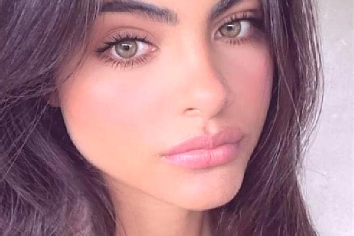 Ellie, 30, a brunette amber-eyed indian companion based in Nowe Miasto. Offering BDSM, Girlfriend Experience, Overnight, Duos, Erotic Massage. Available for ...
