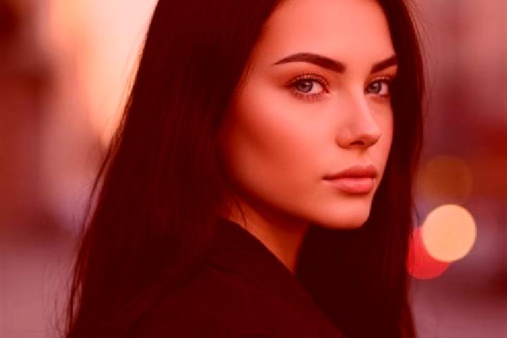 Ellie, 30, a chestnut blue-eyed latina companion based in Sorvik. Offering Dinner Date, BDSM, Couples, Prostate Massage, Massage. Available for incall and ou...