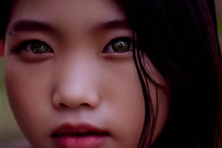 Ellie, 30, a chestnut green-eyed asian companion based in Woking. Offering Dinner Date, Duos, Girlfriend Experience, Fetish. Available for incall and outcall...