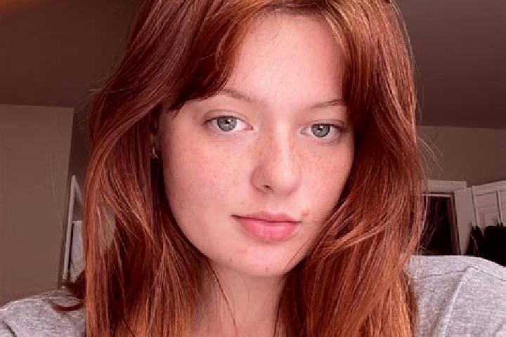 Ellie, 30, a dark blonde amber-eyed mixed companion based in Montalenghe. Offering Dinner Date, Travel Companion, A-Level. Available for incall and outcall, ...