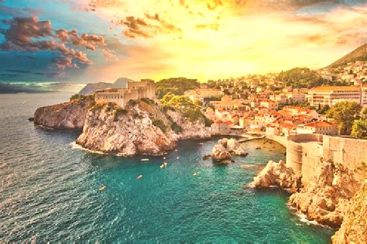 Ellie, 30 — Escort in Dubrovnik, Croatia