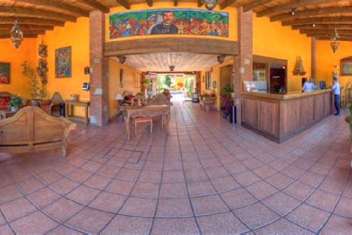 Ellie, 30 — Escort in Fraccionamiento Ex-Hacienda Catano, Mexico
