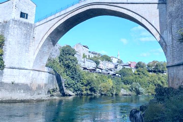 Ellie, 30 — Escort in Izacic, Bosnia and Herzegovina