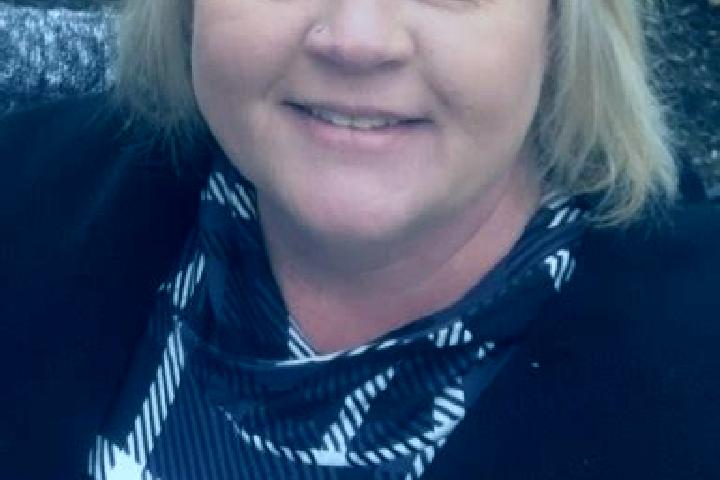 Ellie, 30 — Escort in Ravenswood, United States