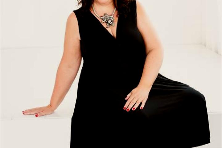 Ellie, 30 — Escort in Tiste, Germany