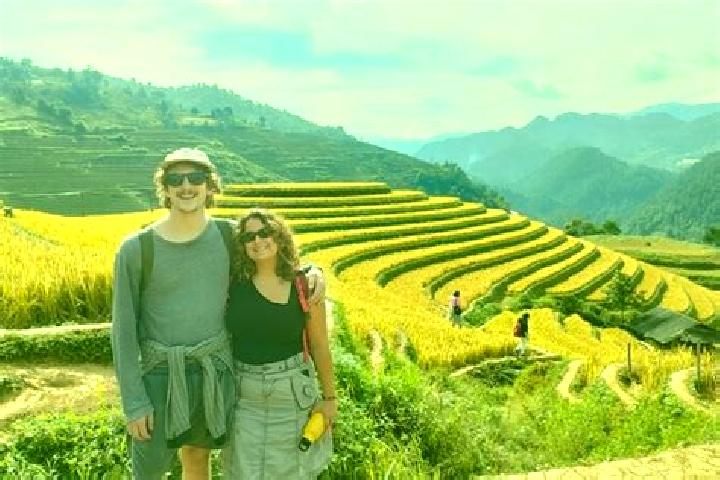 Ellie, 31, a red hazel-eyed mixed companion based in Mu Cang Chai. Offering Travel Companion, Couples, Prostate Massage, A-Level. Available for incall and ou...