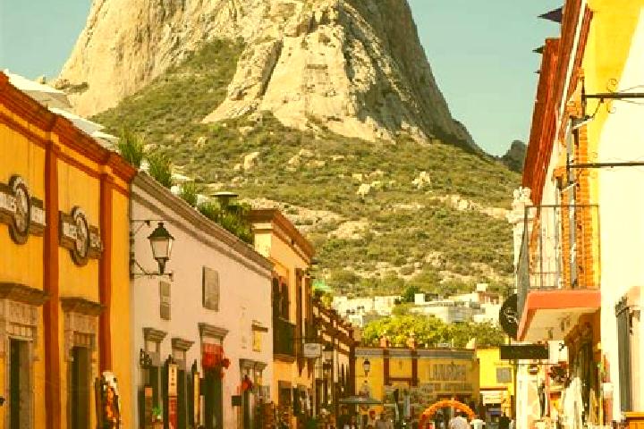 Ellie, 31 — Escort in Bernal, Mexico