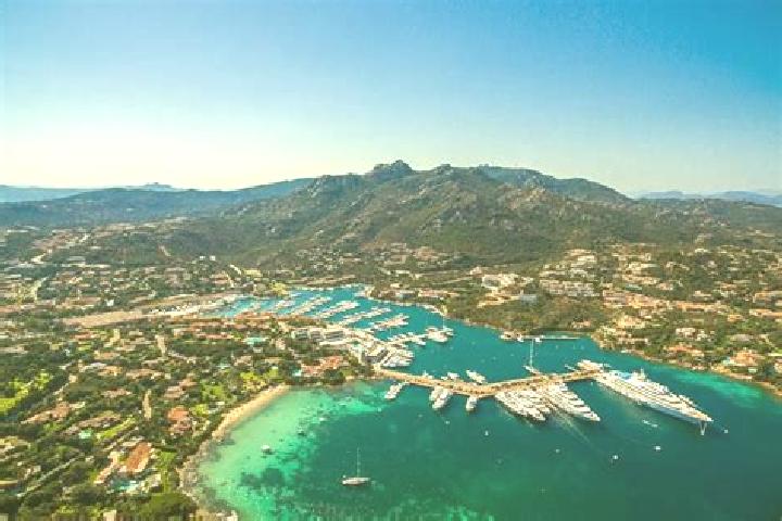 Ellie, 31 — Escort in Porto Cervo, Italy