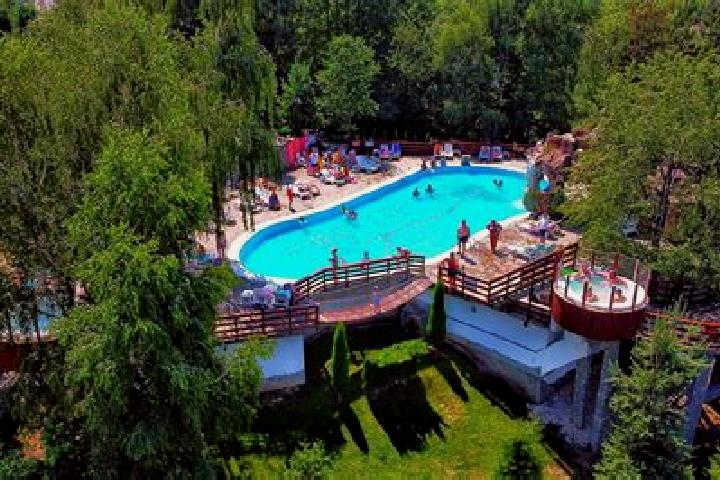 Ellie, 31 — Escort in Saldabagiu de Munte, Romania