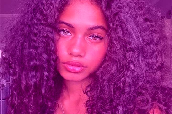 Ellie, 32, a black dark-eyed ebony companion based in Rasunda. Offering Party Girl, Girlfriend Experience, GFE. Available for incall and outcall, day and eve...