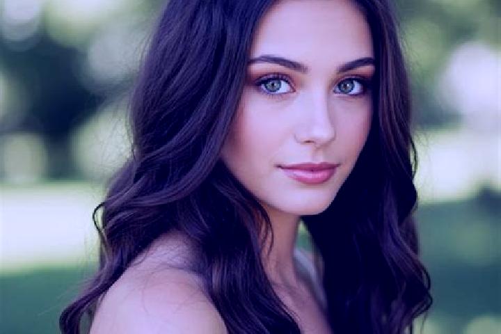 Ellie, 32, a brunette hazel-eyed european companion based in Saint-Prim. Offering Couples, Prostate Massage, Overnight, A-Level, Erotic Massage. Available fo...