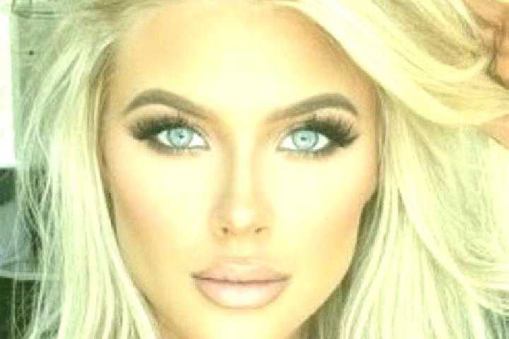 Ellie, 32, a platinum blonde amber-eyed caucasian companion based in Kalamassery. Offering Party Girl, Dinner Date, A-Level, Erotic Massage, Tantra. Availabl...